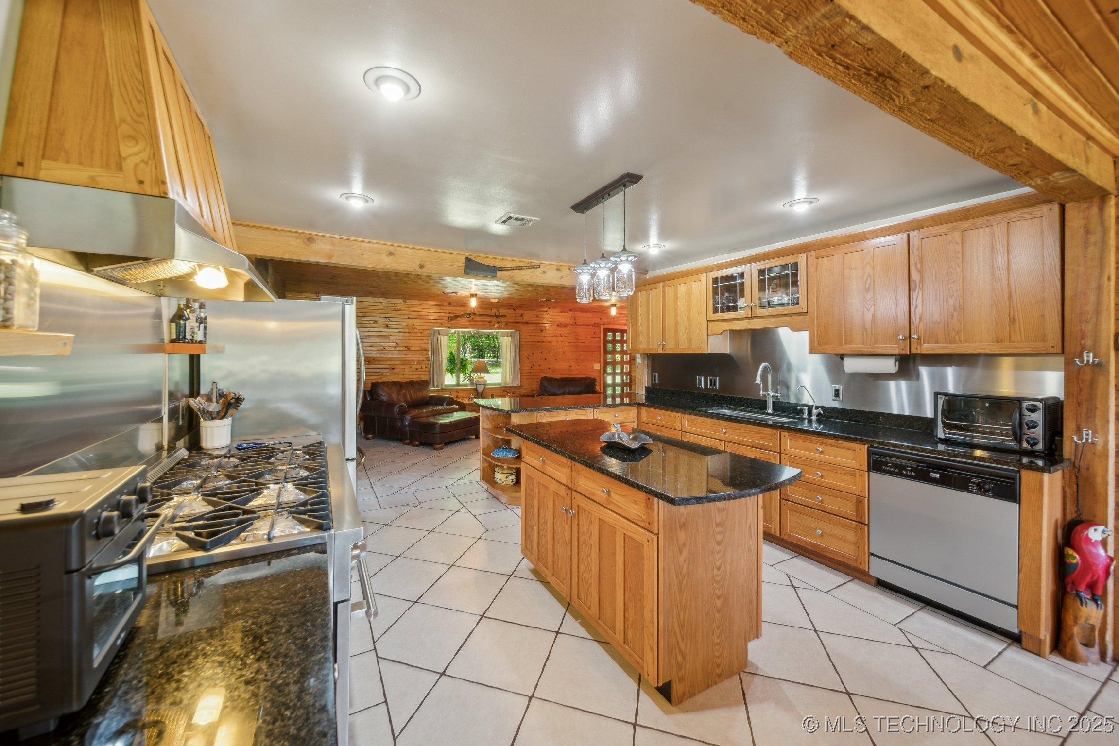 36105 S 4202 Road Property Photo 14