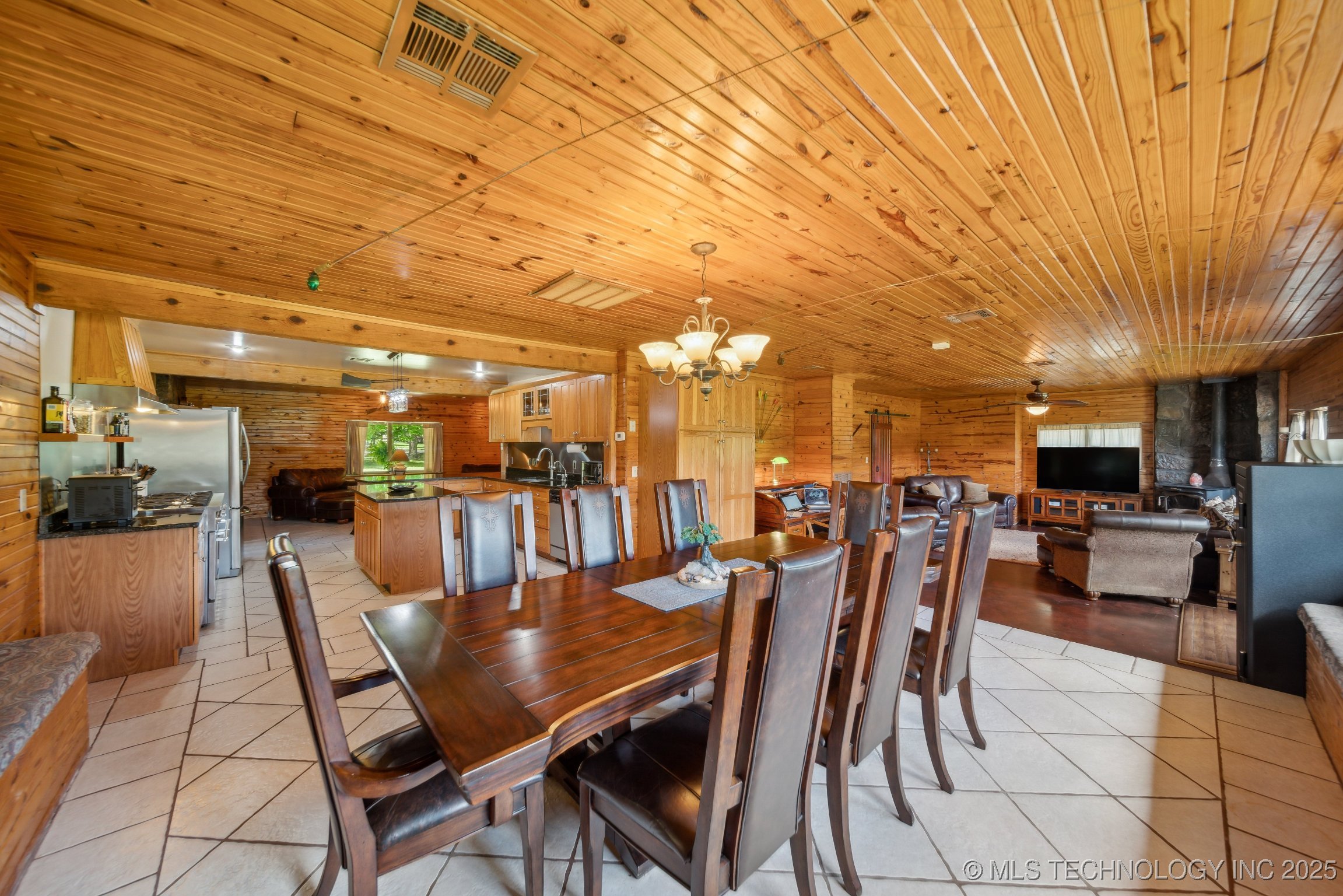 36105 S 4202 Road Property Photo 17
