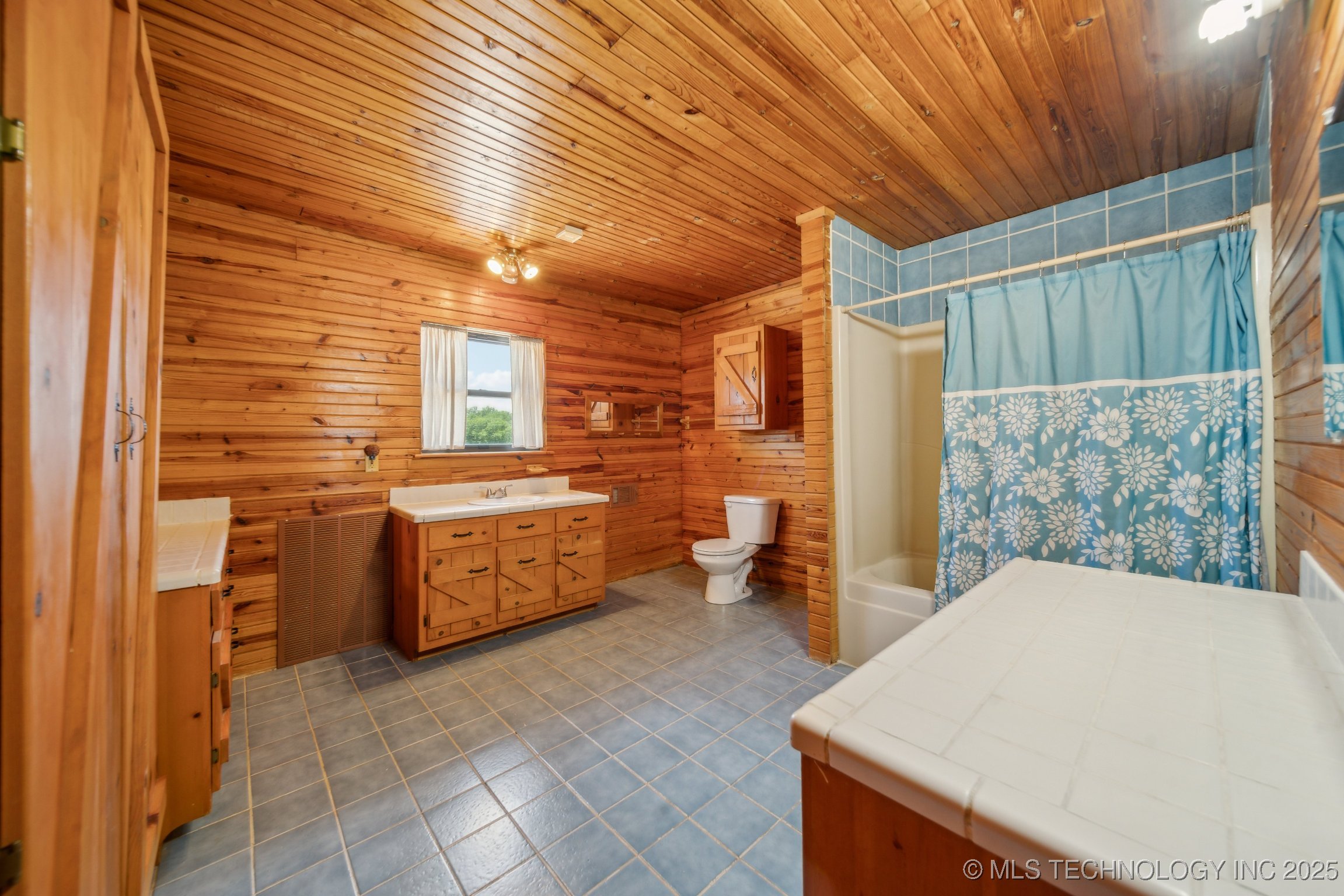 36105 S 4202 Road Property Photo 27