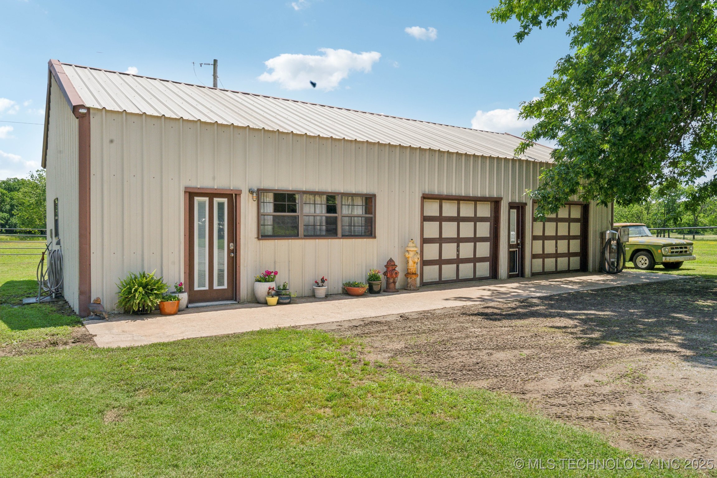 36105 S 4202 Road Property Photo 32