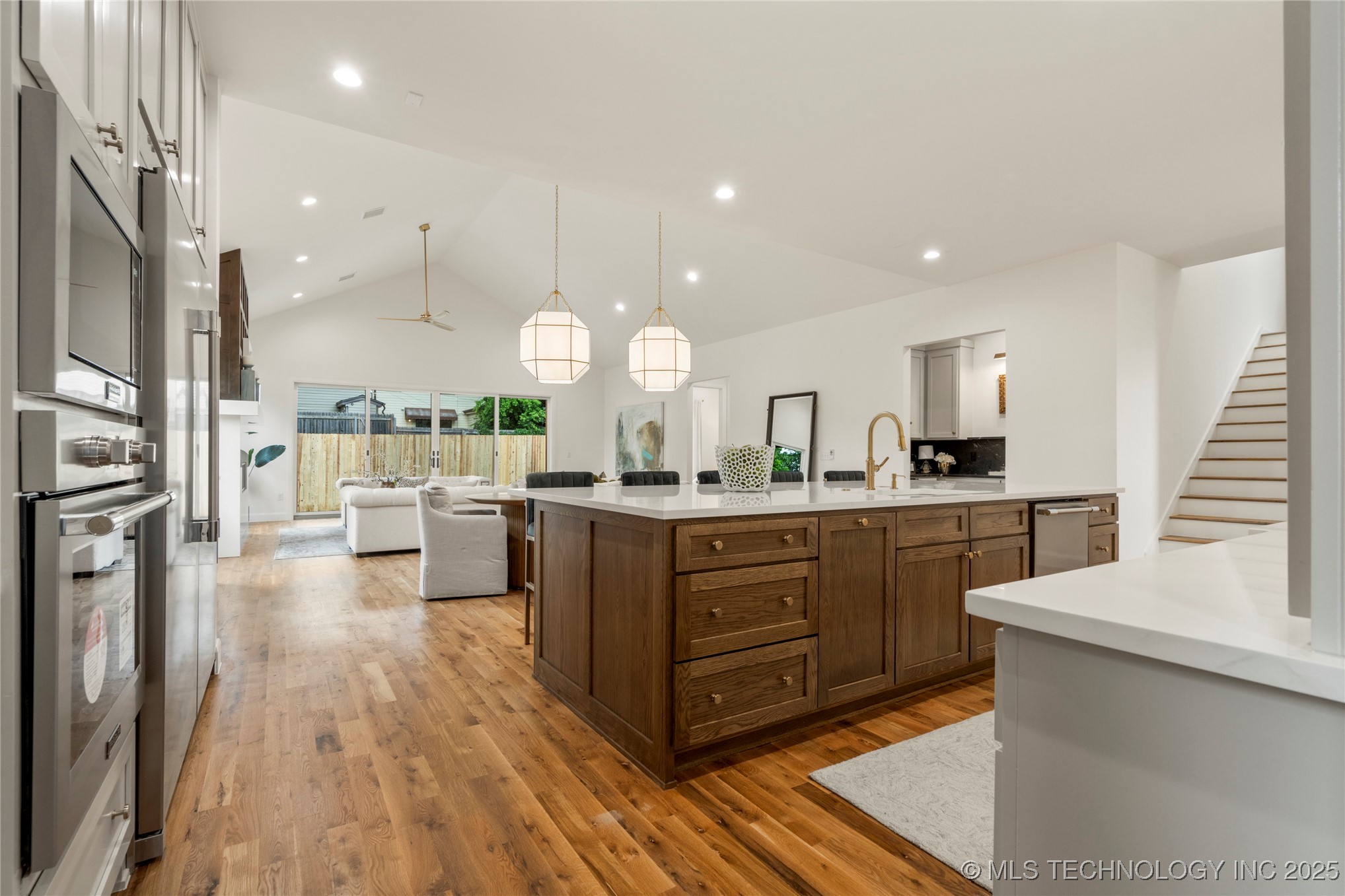 3917 S Madison Avenue Property Photo 6