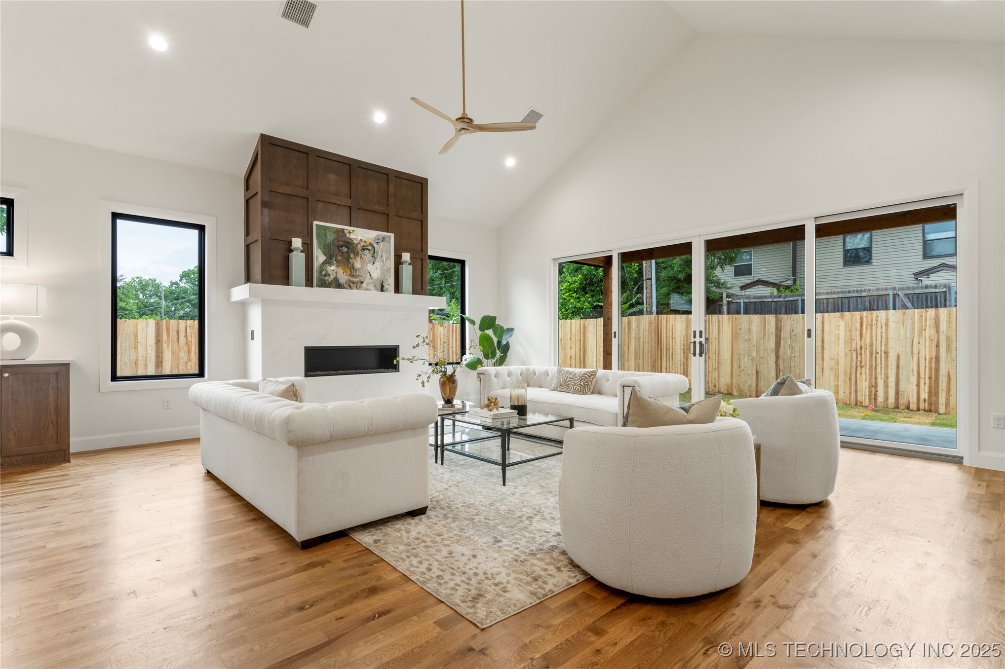 3917 S Madison Avenue Property Photo 15