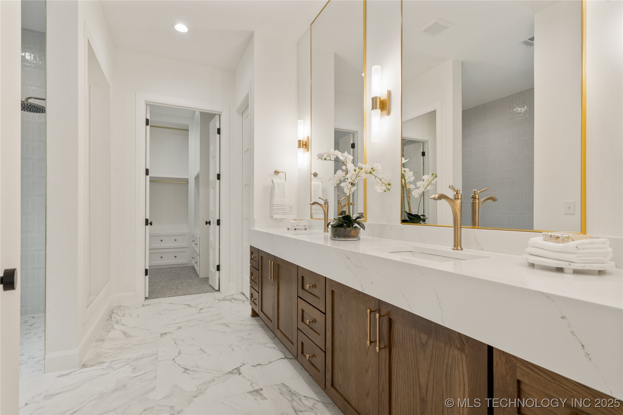3917 S Madison Avenue Property Photo 21