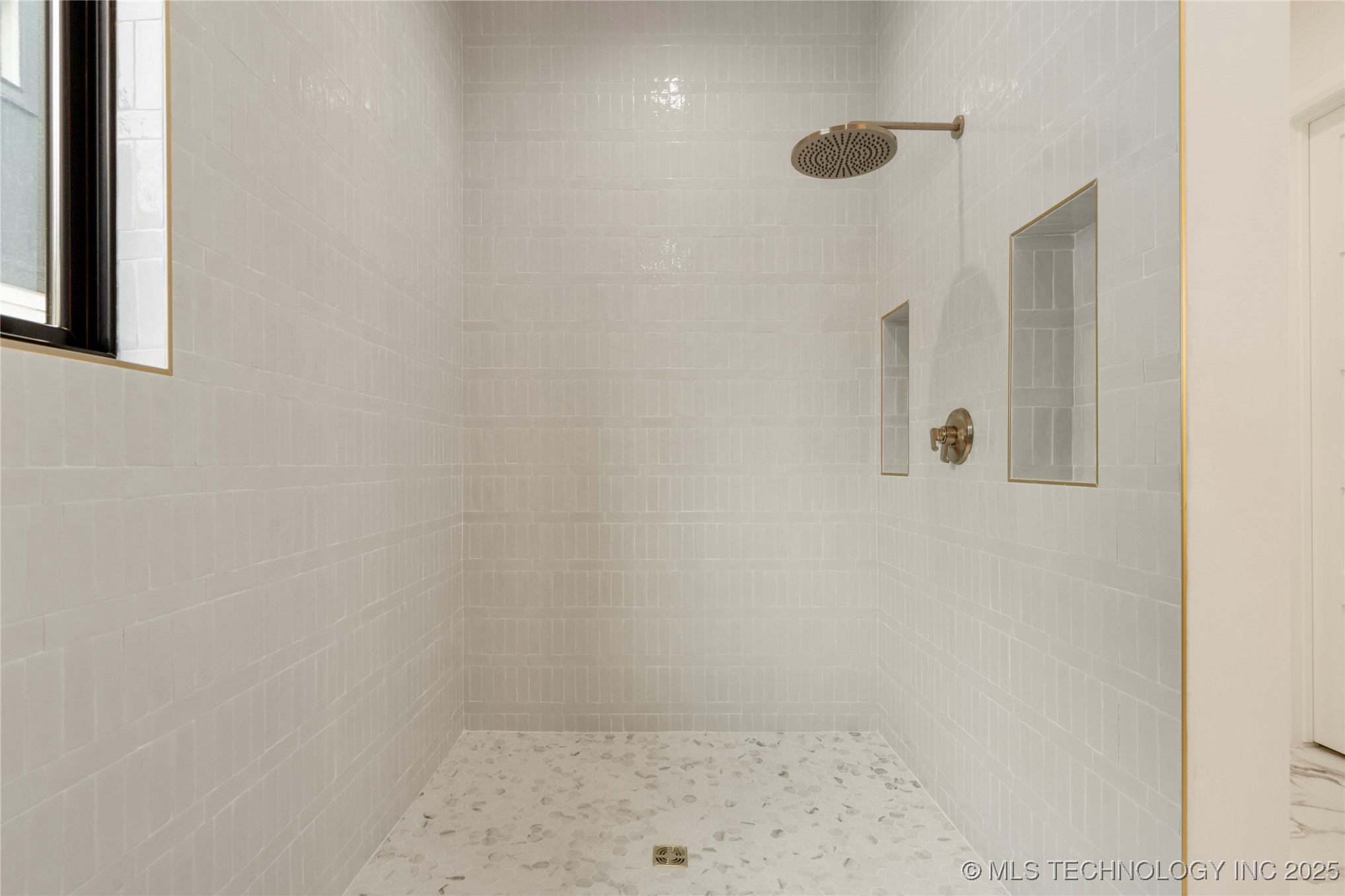 3917 S Madison Avenue Property Photo 22