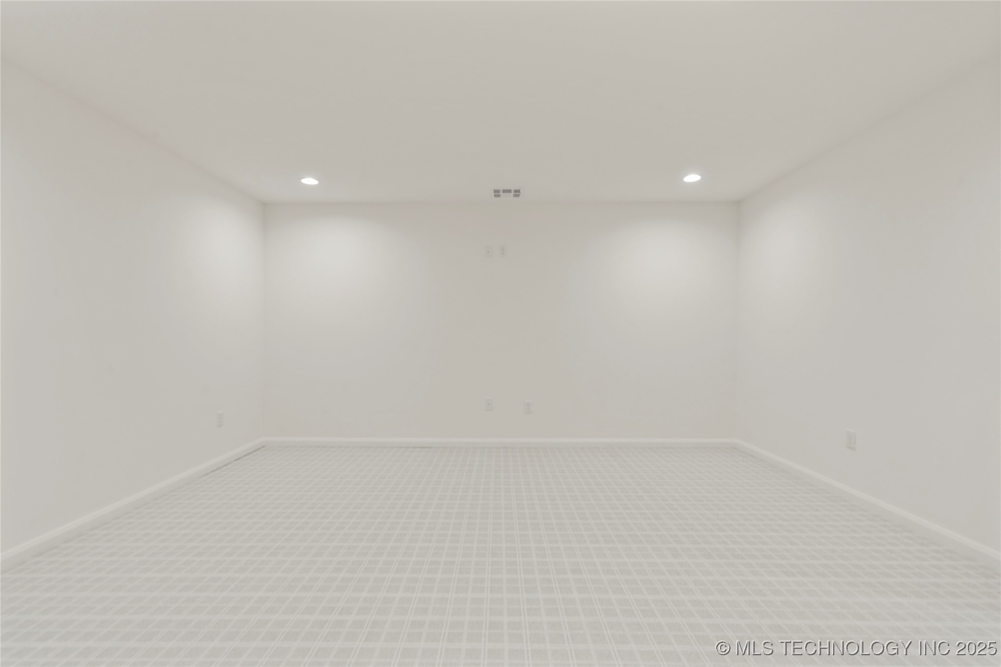 3917 S Madison Avenue Property Photo 41
