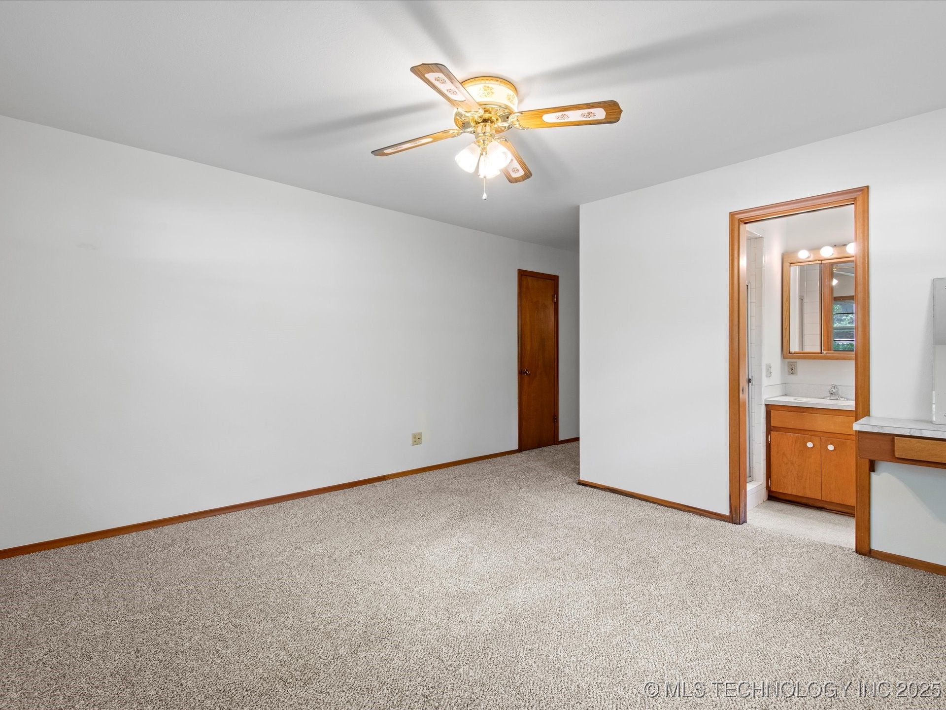 938 Briarwood Drive Property Photo 19