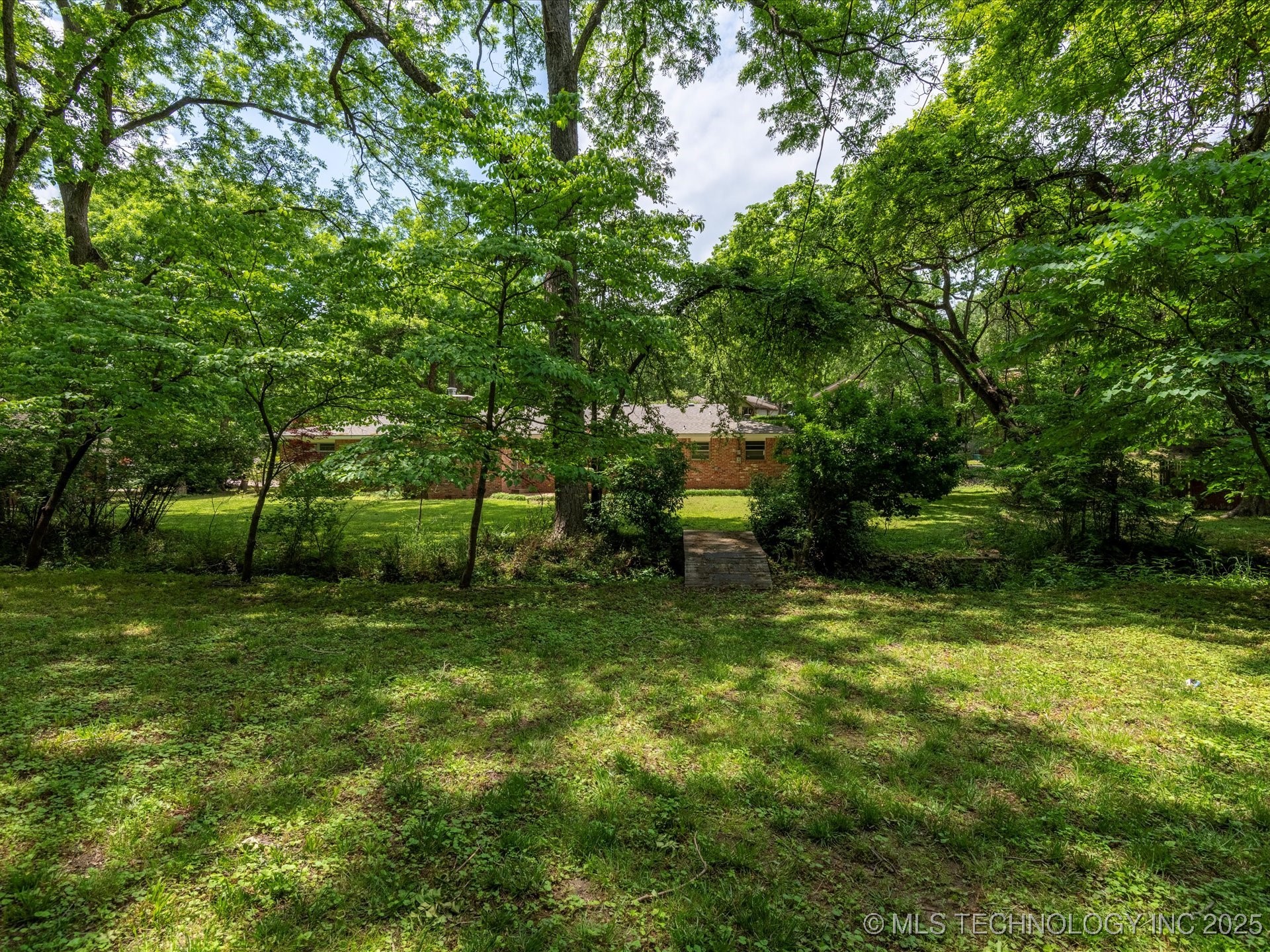 938 Briarwood Drive Property Photo 36