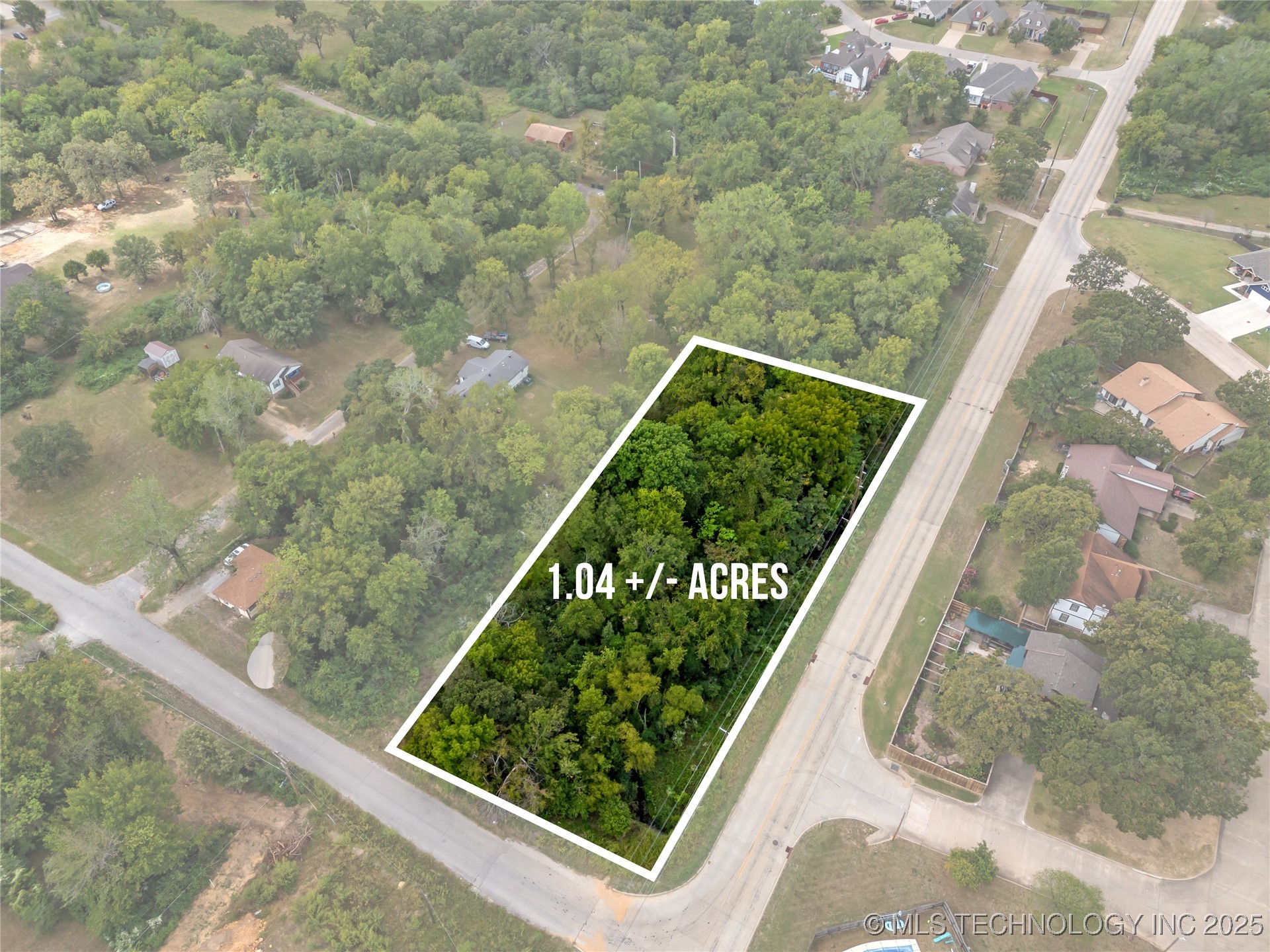 Line Avenue Property Photo