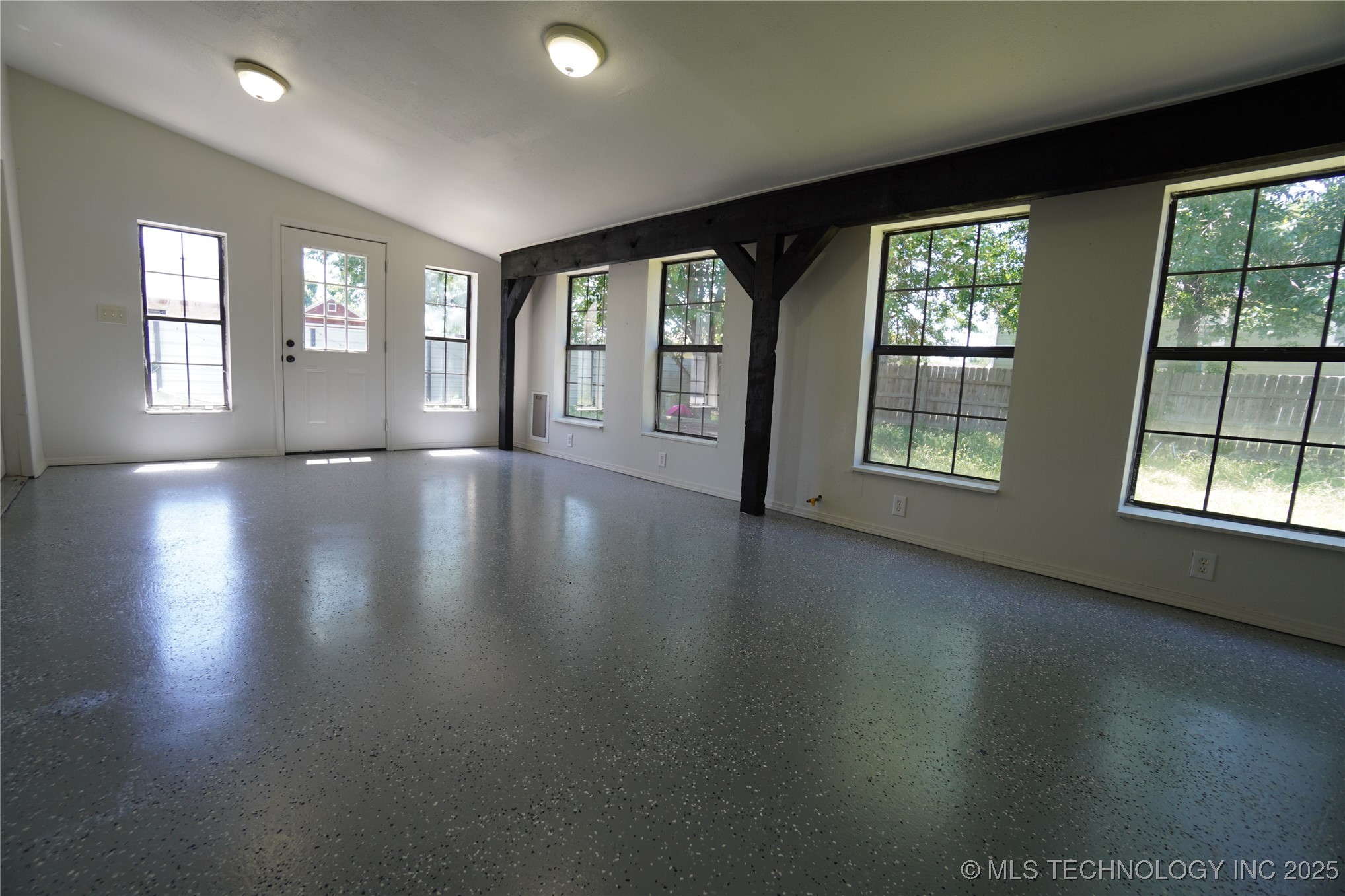 8304 N 124th East Avenue Property Photo 12