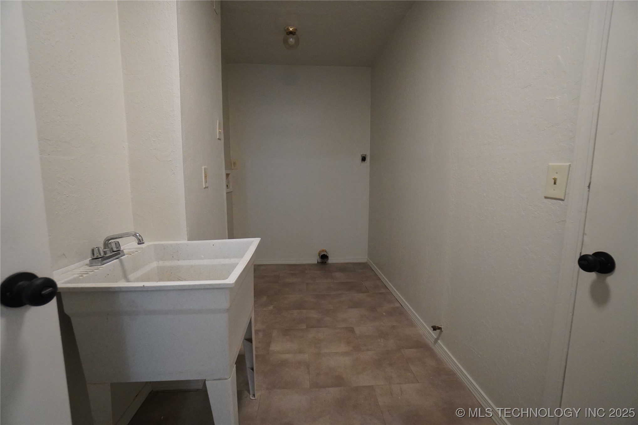 8304 N 124th East Avenue Property Photo 22