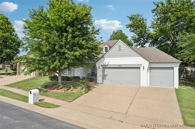 3305 N Gum Place Property Photo 1