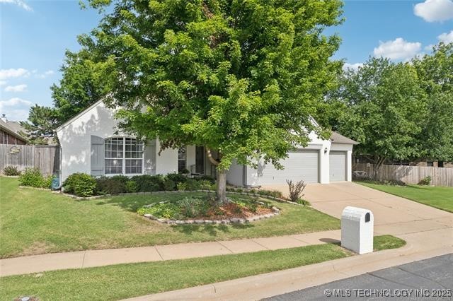 3305 N Gum Place Property Photo 2