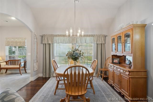 3305 N Gum Place Property Photo 8