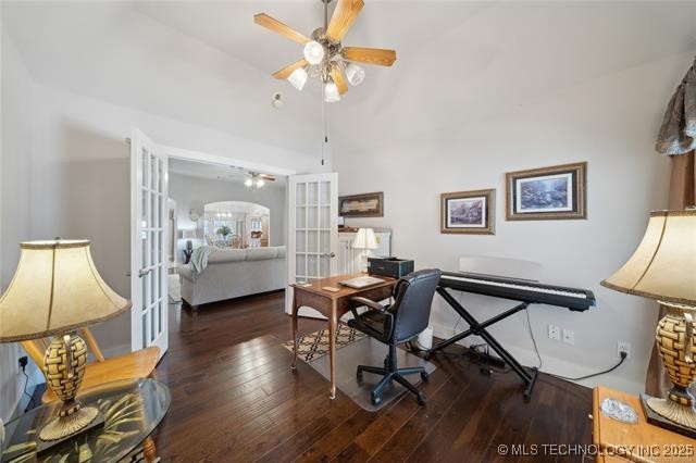 3305 N Gum Place Property Photo 19