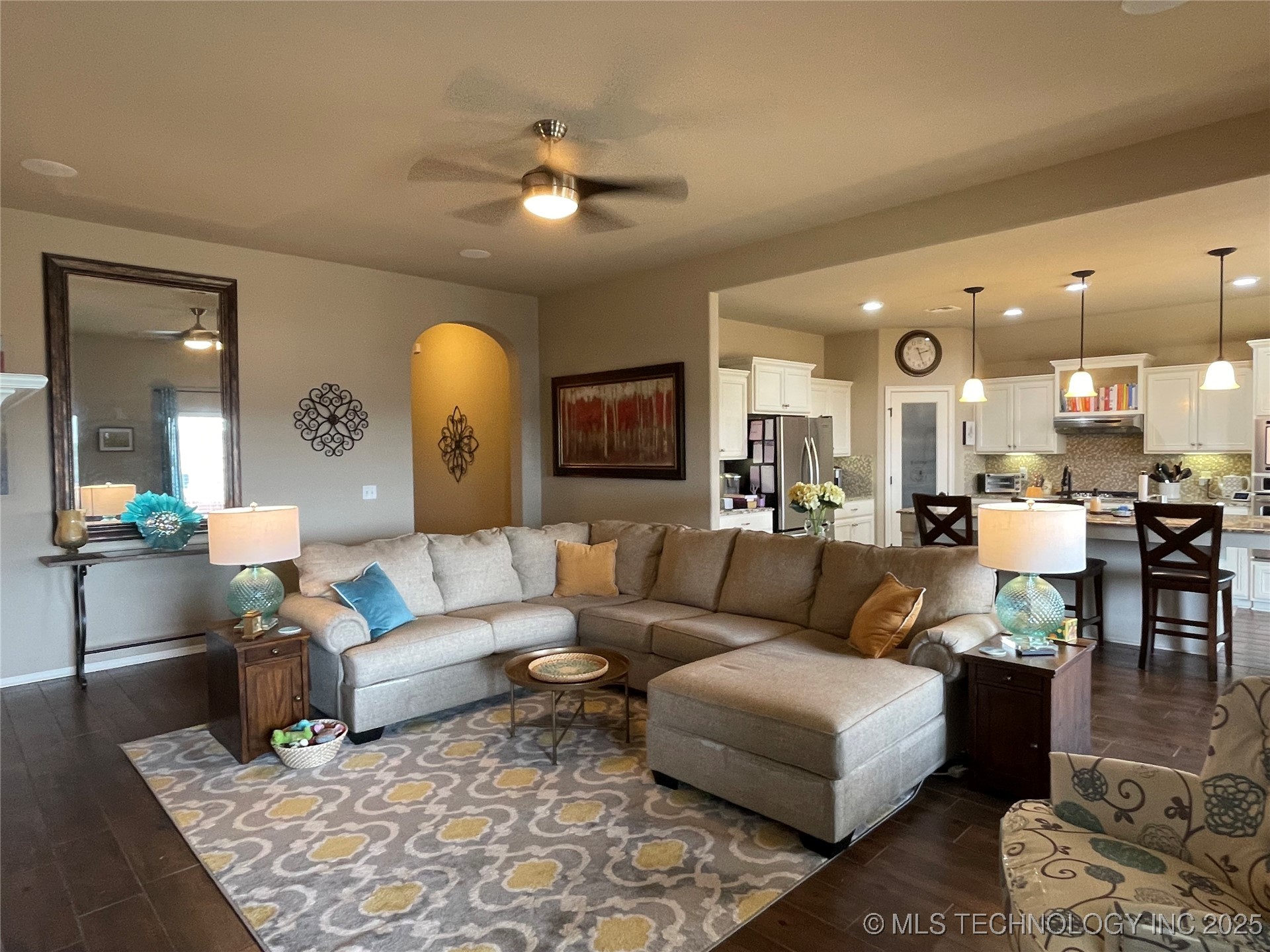 2613 W Van Buren Court Property Photo 11