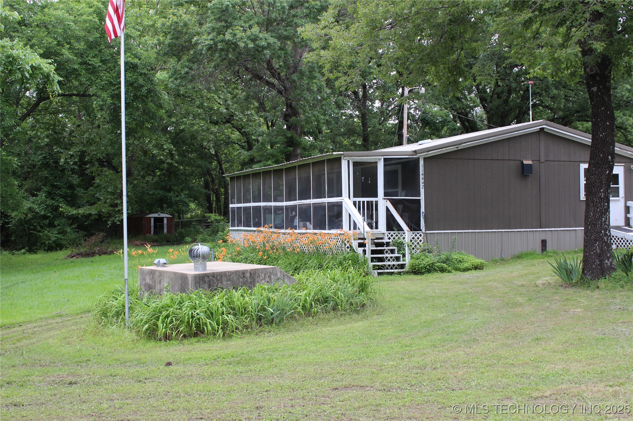 114442 Garden Place Property Photo