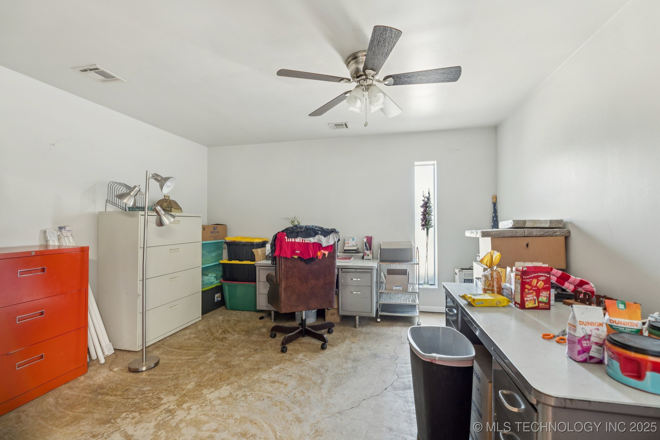 13110 E 11th Street Property Photo 5