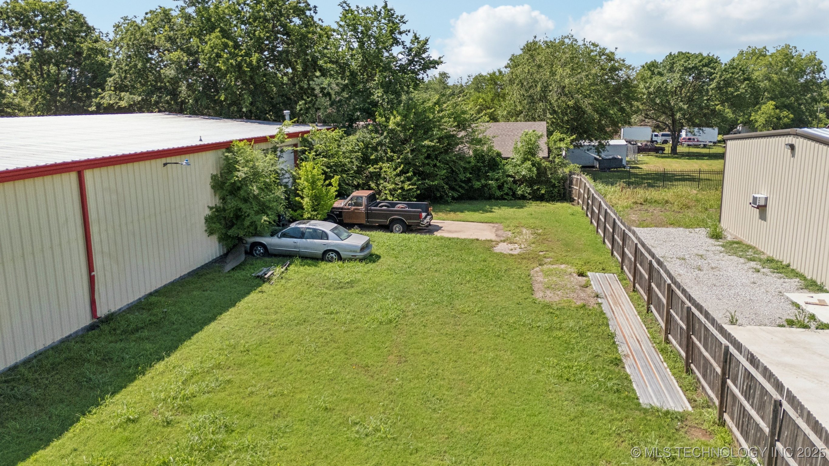 13110 E 11th Street Property Photo 15