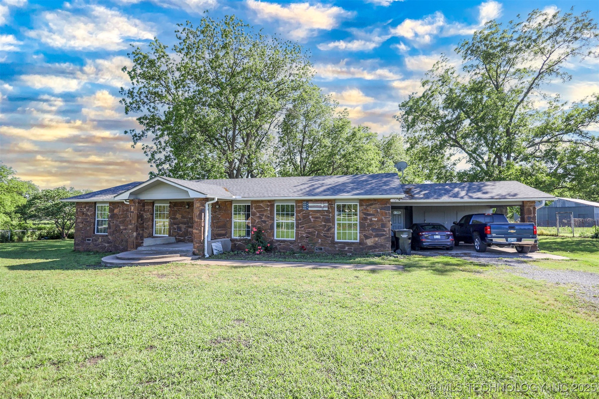 8845 Chestnut Road Property Photo 1