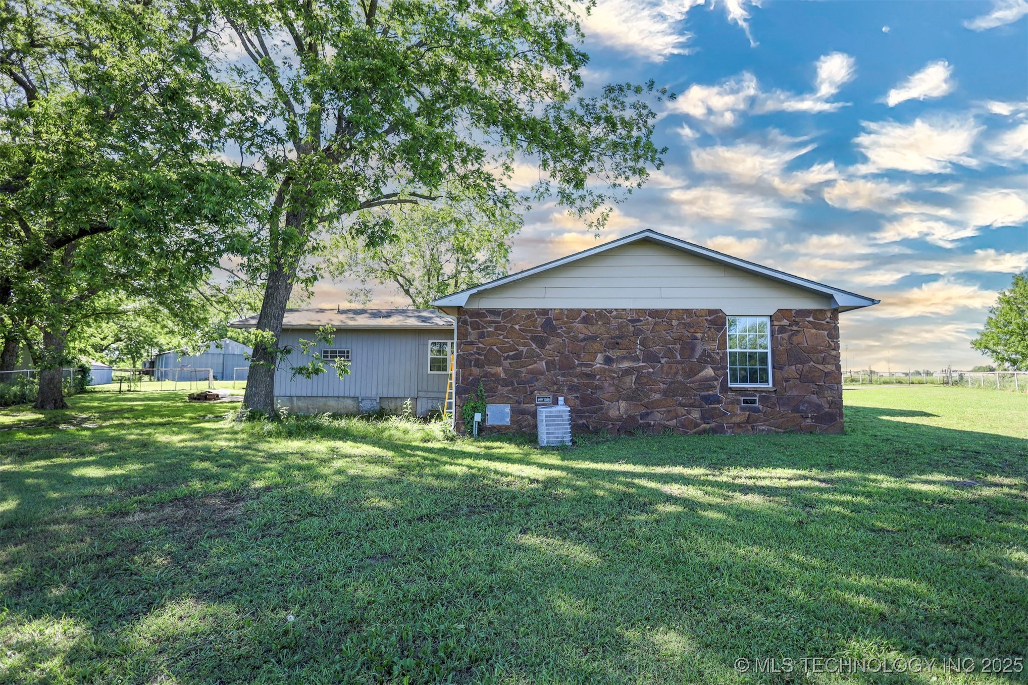 8845 Chestnut Road Property Photo 2