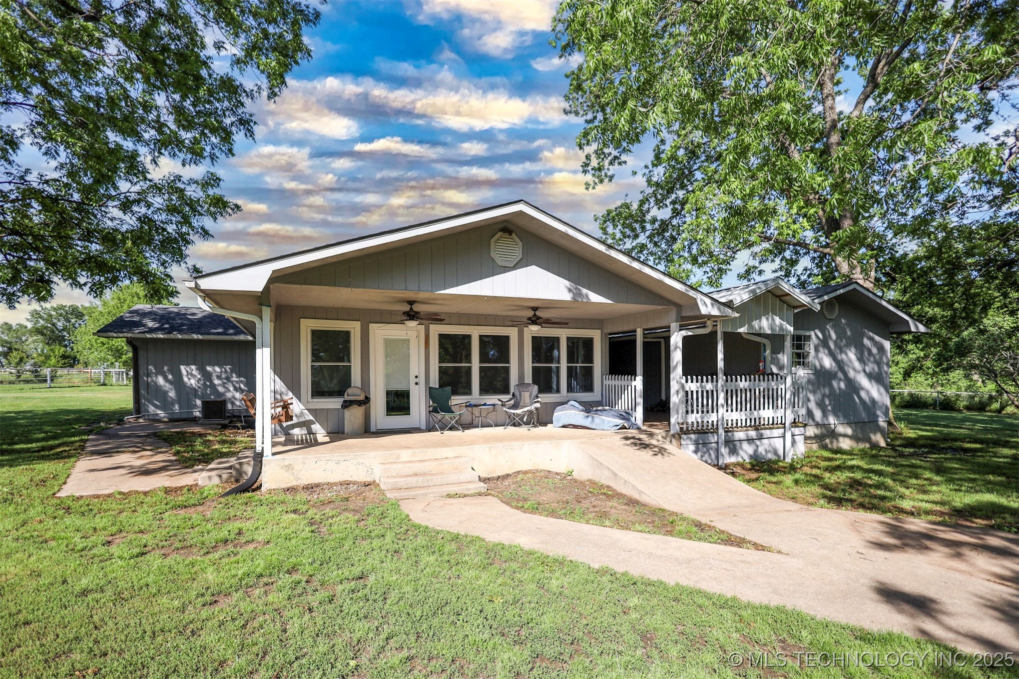8845 Chestnut Road Property Photo 4