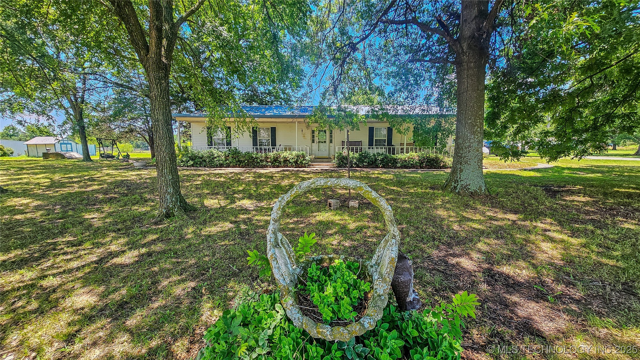 421975 E 1155 Road Property Photo
