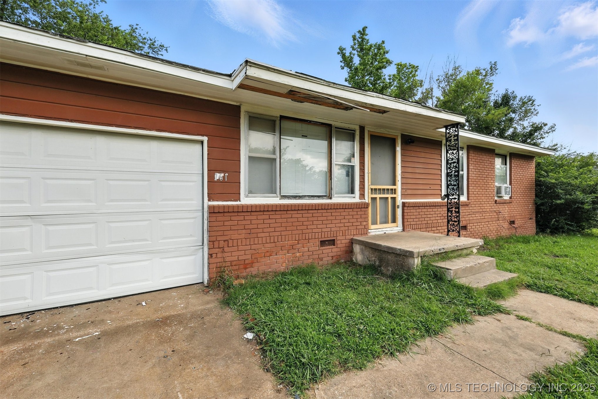 161 W 49th Place North N Property Photo