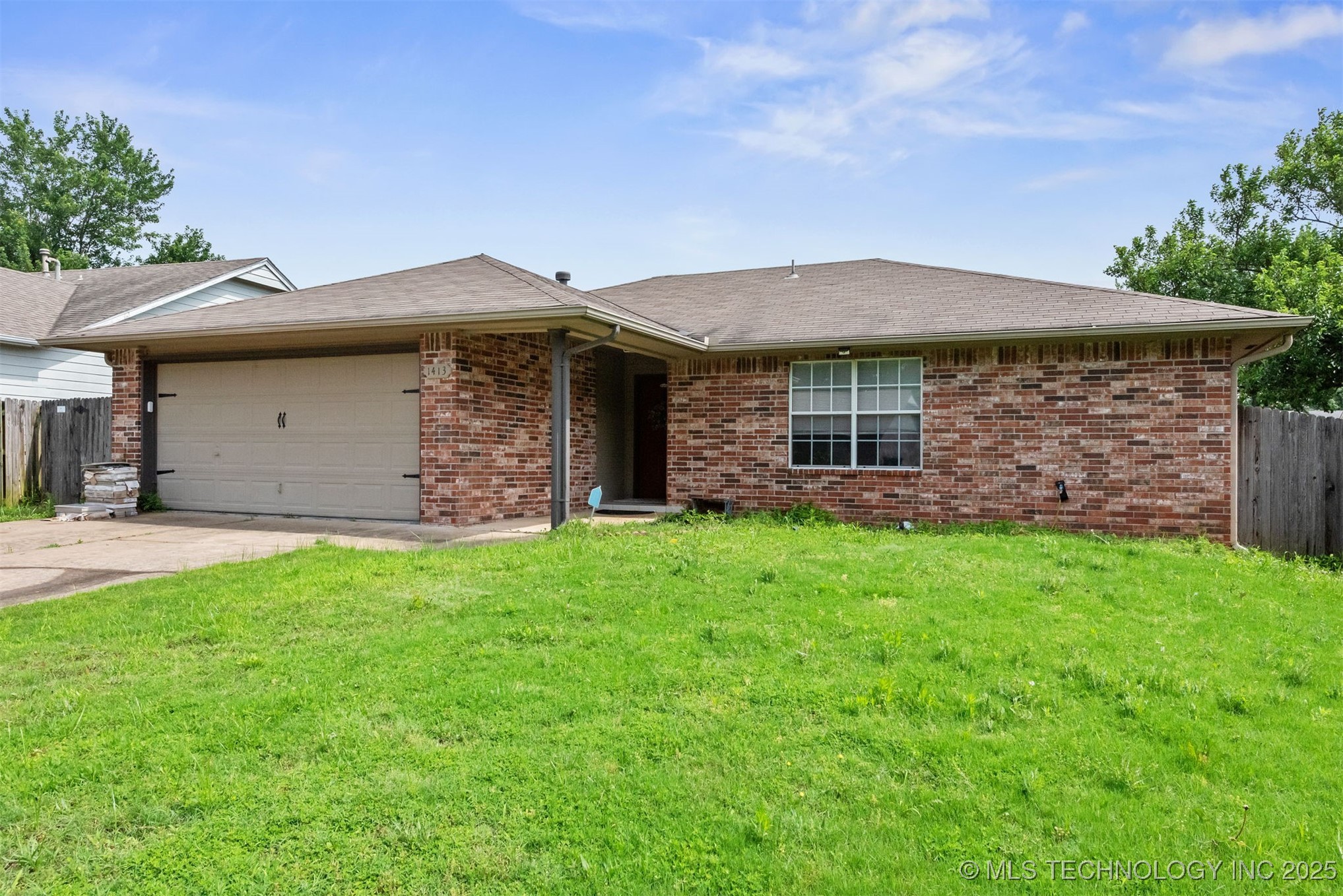 1413 W El Paso Street