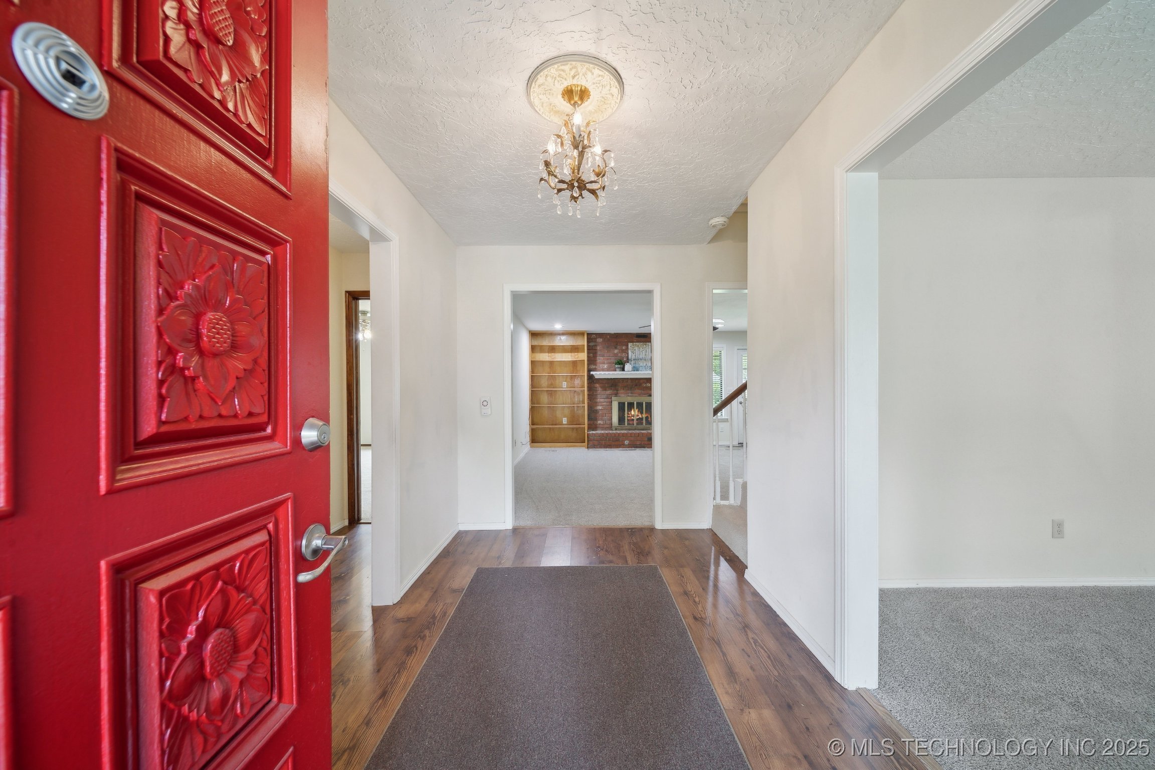 4012 S Juniper Avenue Property Photo 4