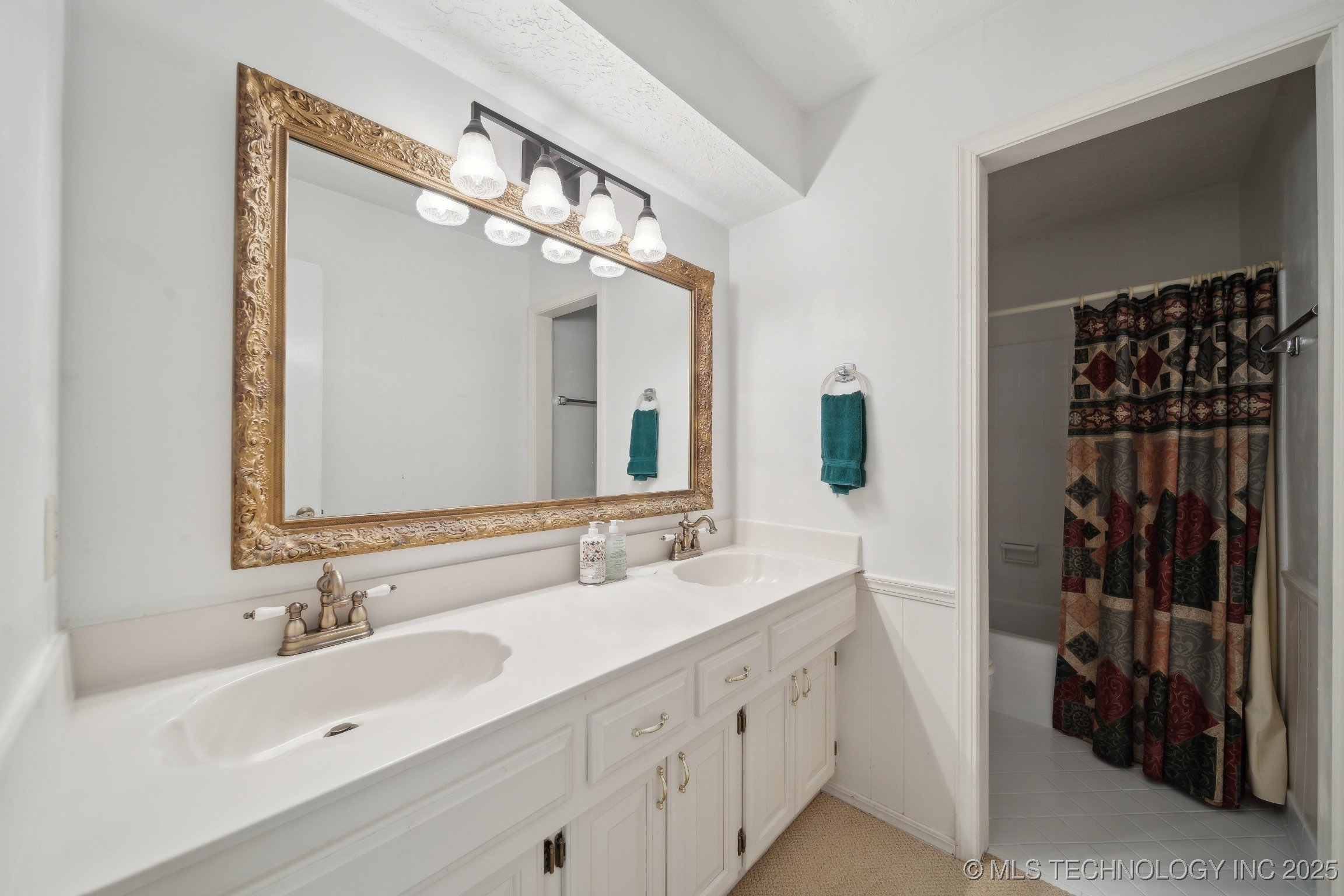 4012 S Juniper Avenue Property Photo 22