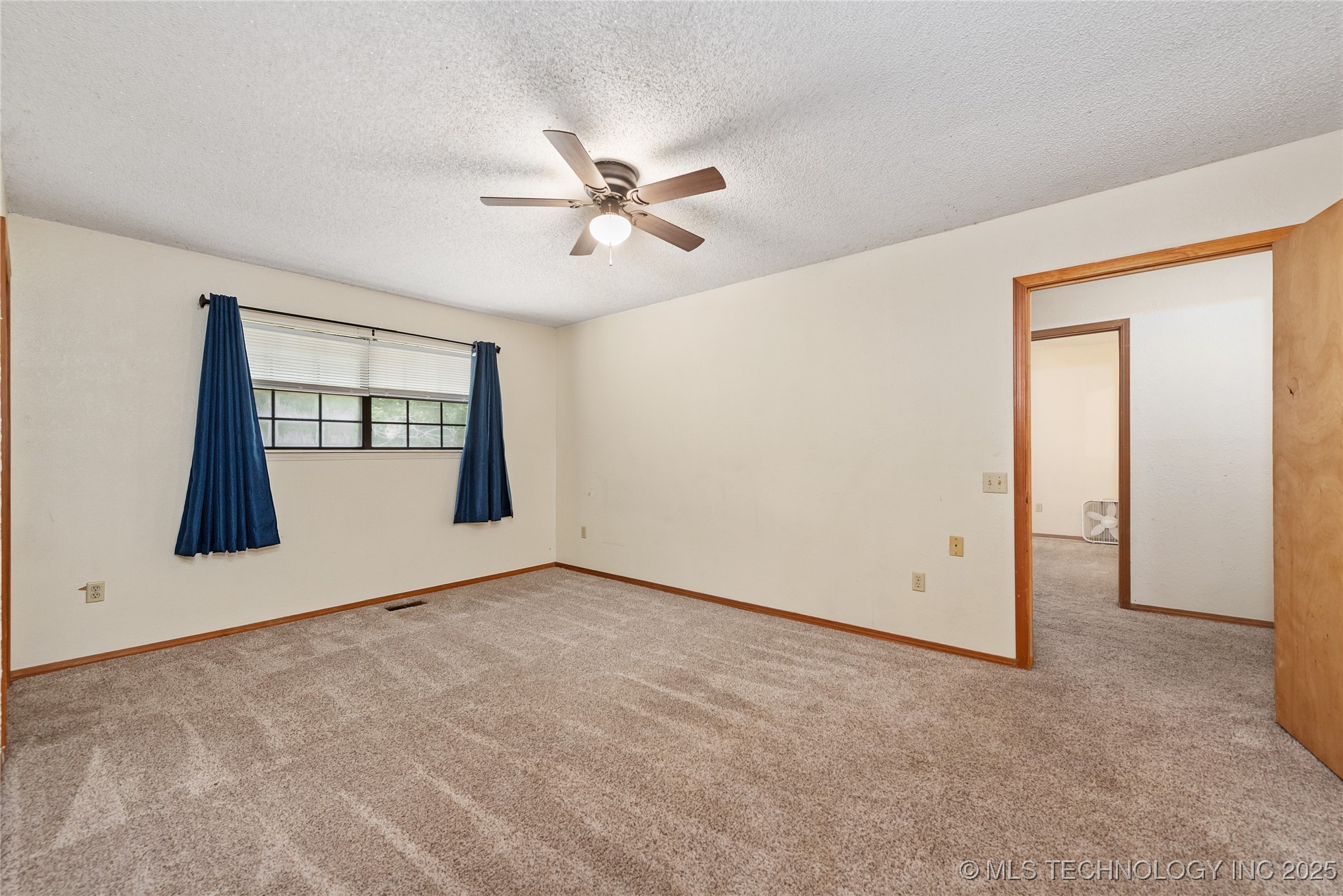 70118 S 335 Place Property Photo 11