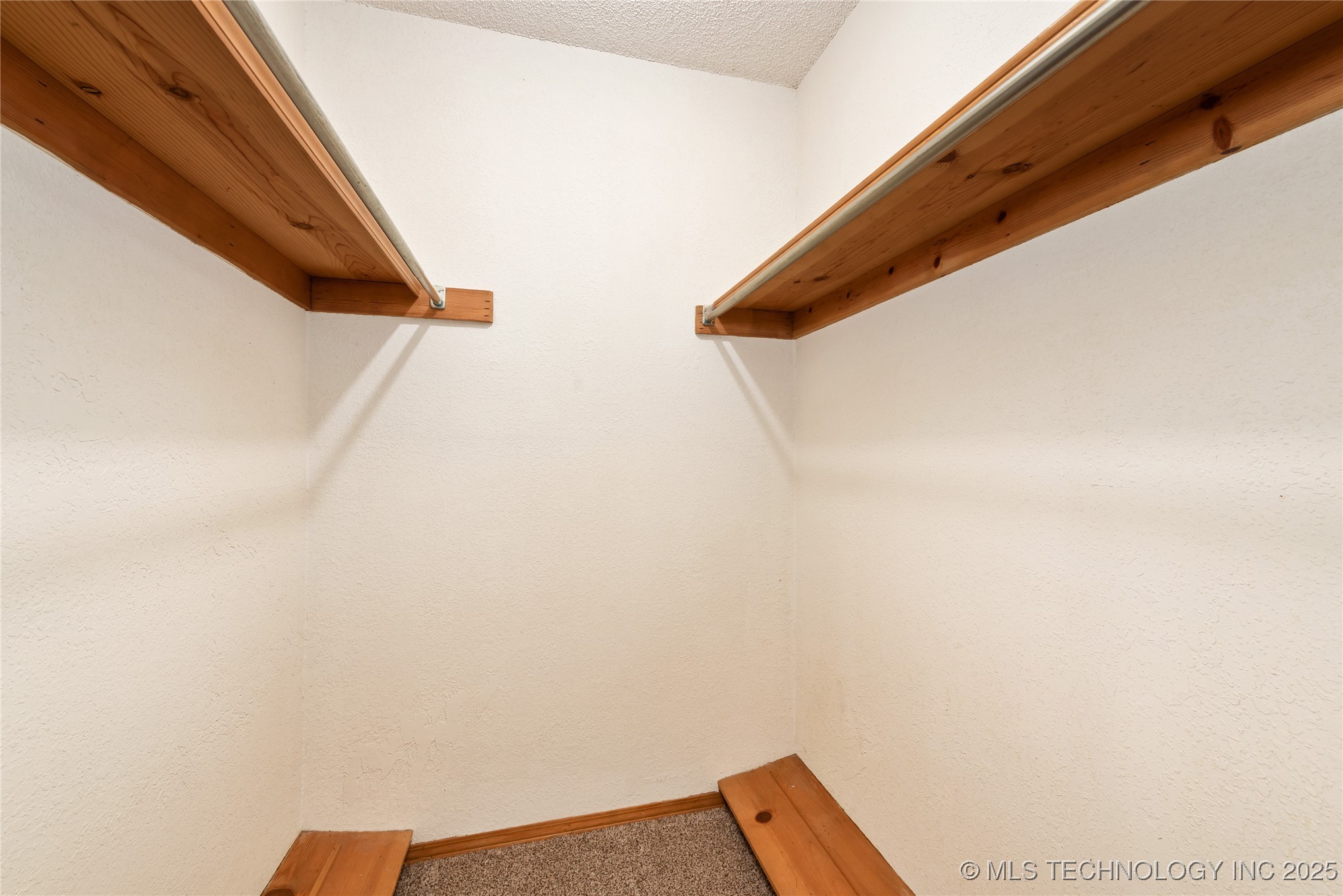 70118 S 335 Place Property Photo 12