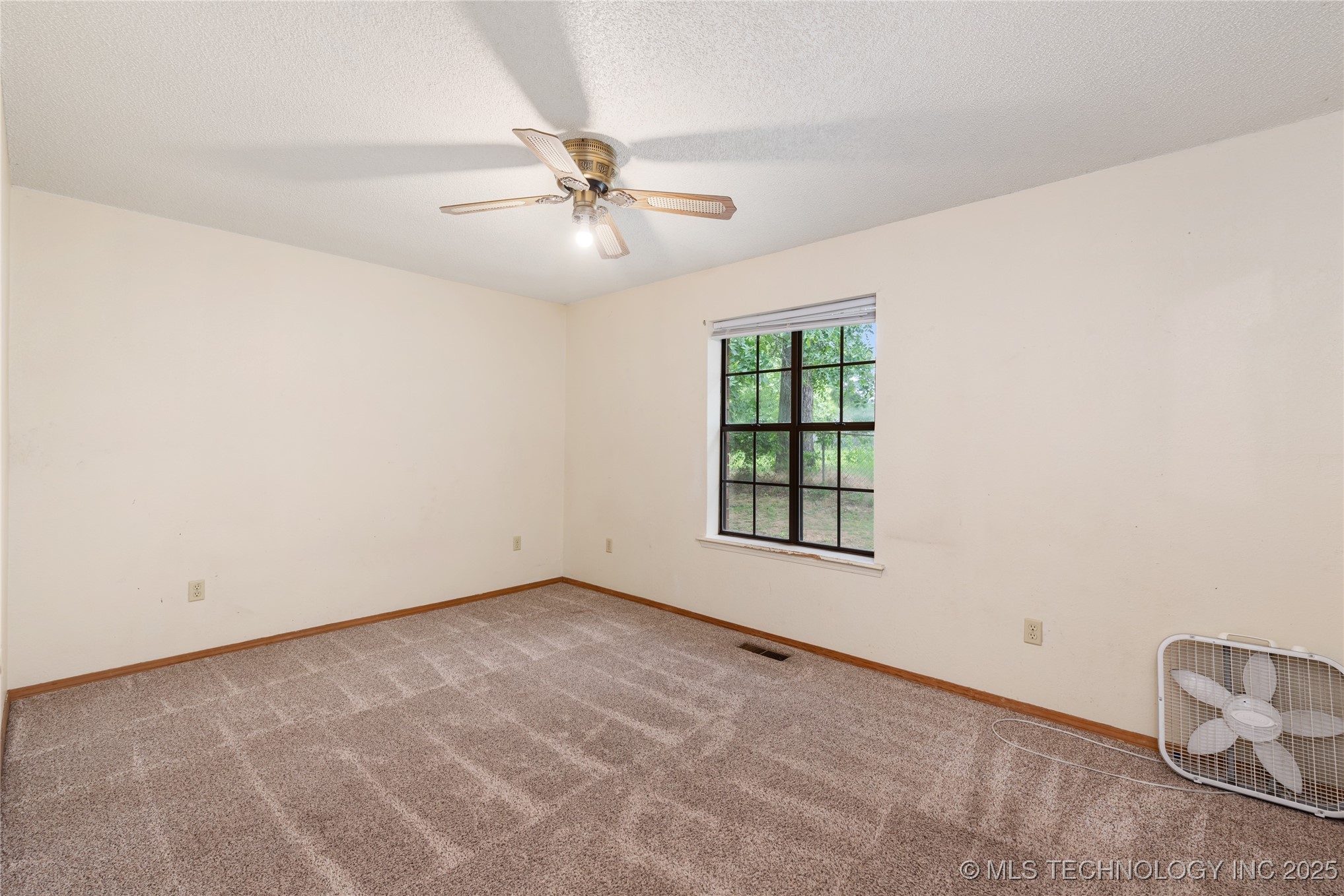 70118 S 335 Place Property Photo 14