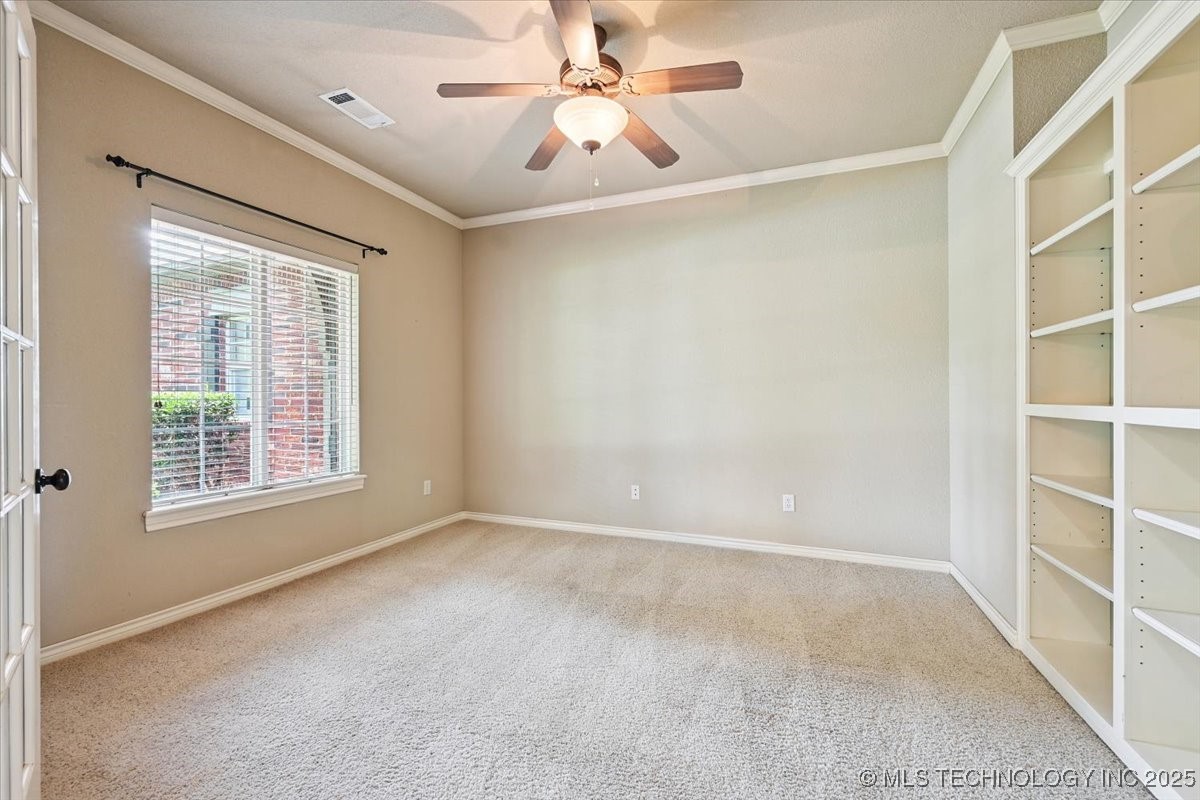 11715 S 93rd East Avenue Property Photo 7