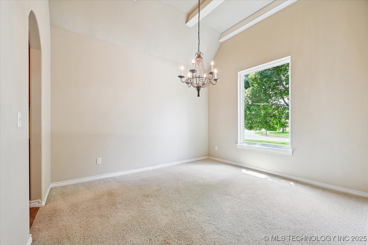 11715 S 93rd East Avenue Property Photo 9