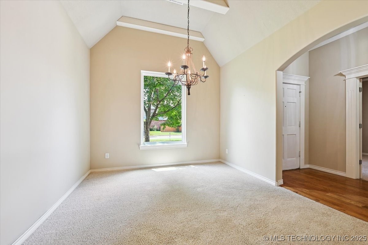 11715 S 93rd East Avenue Property Photo 10