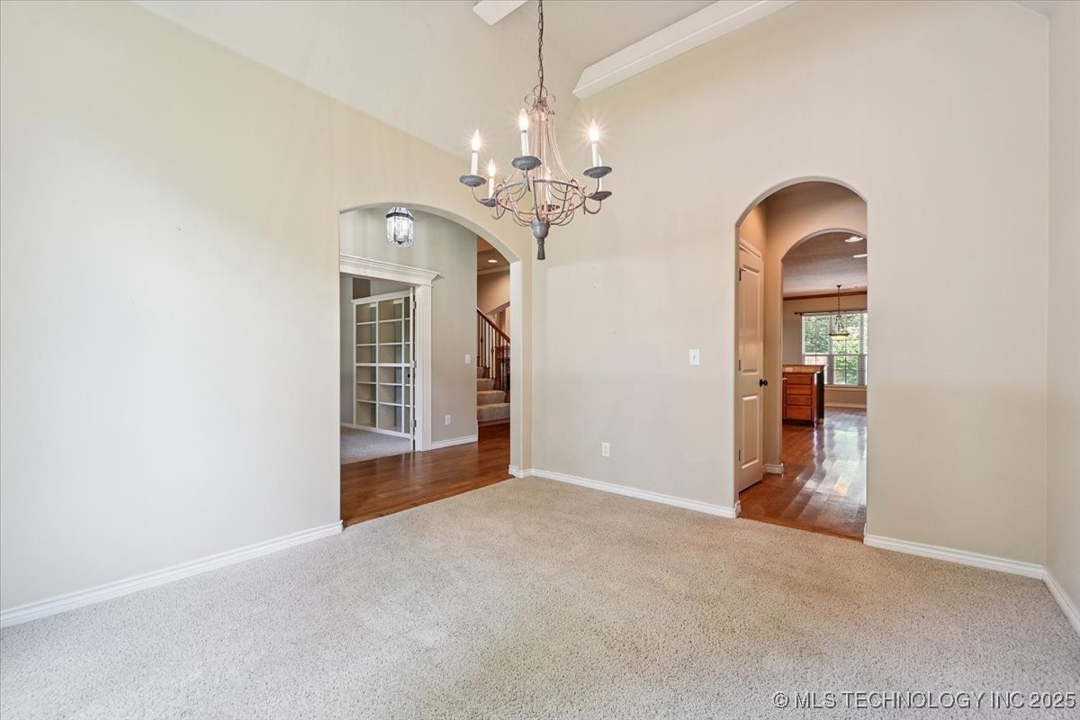 11715 S 93rd East Avenue Property Photo 11