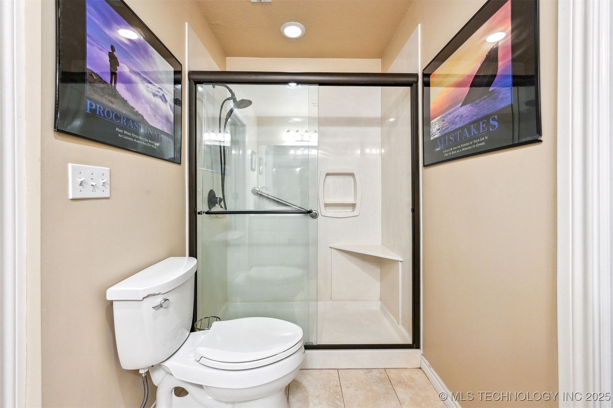 11715 S 93rd East Avenue Property Photo 38