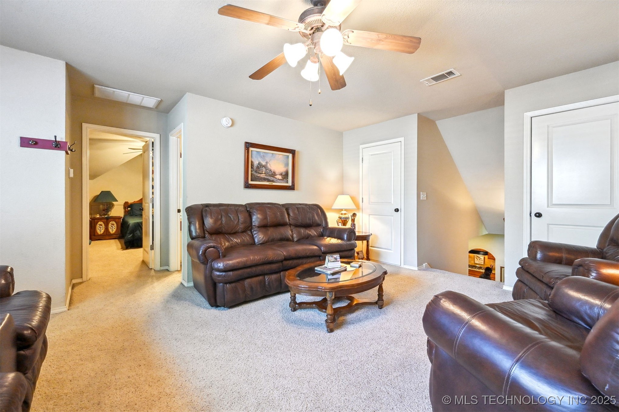 11715 S 93rd East Avenue Property Photo 42