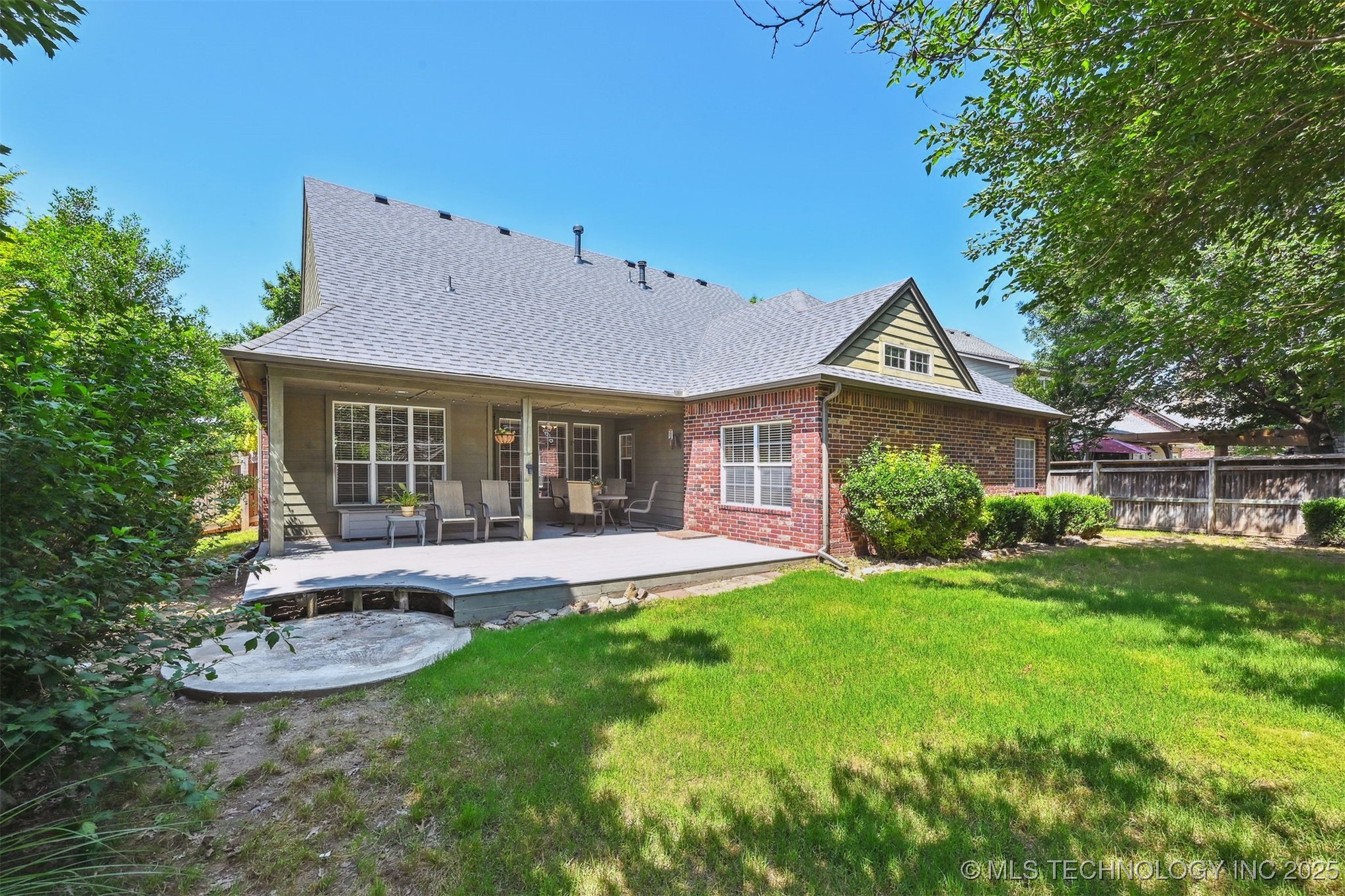 11715 S 93rd East Avenue Property Photo 53