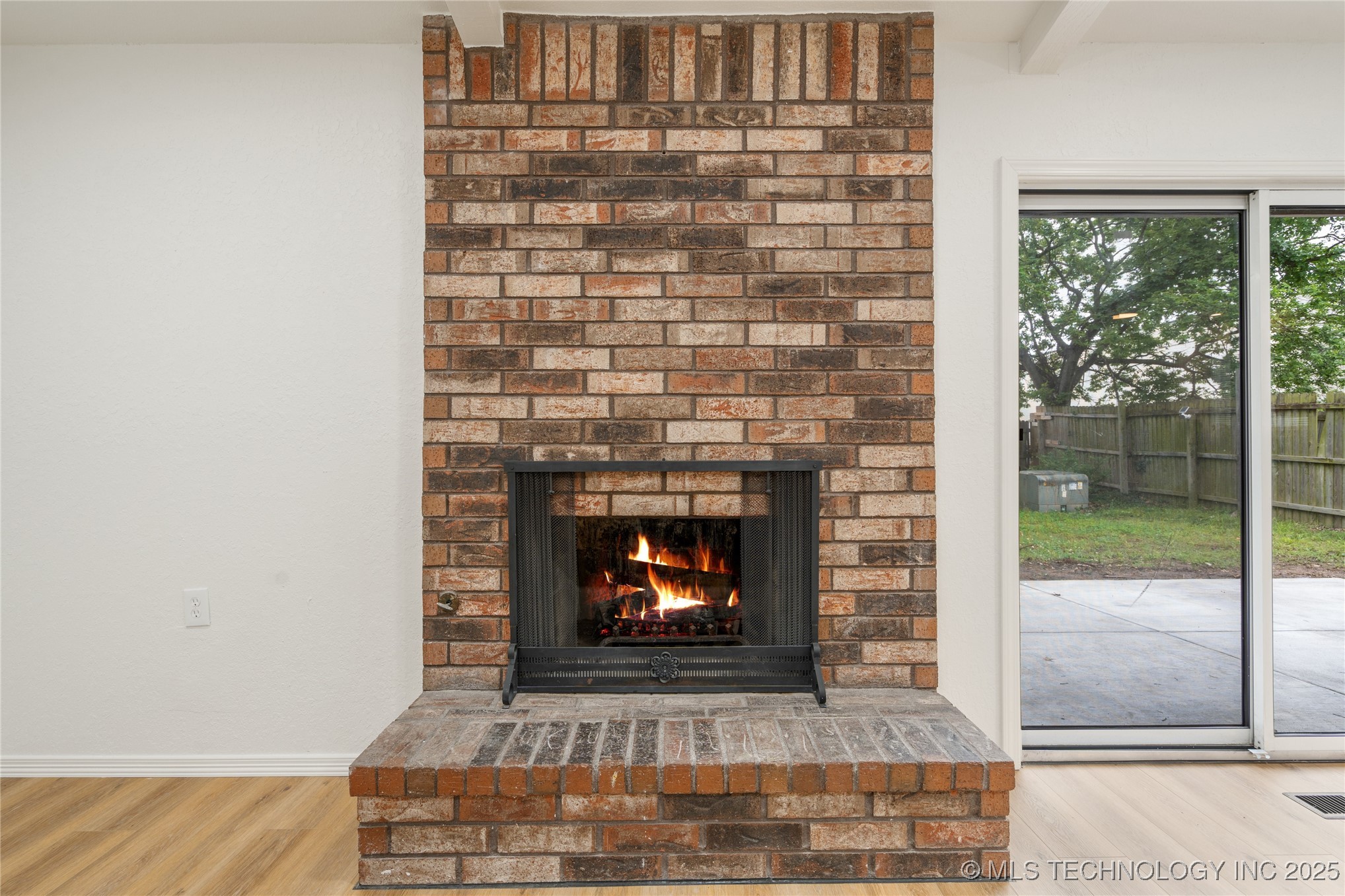 2230 W Haskell Street Property Photo 12