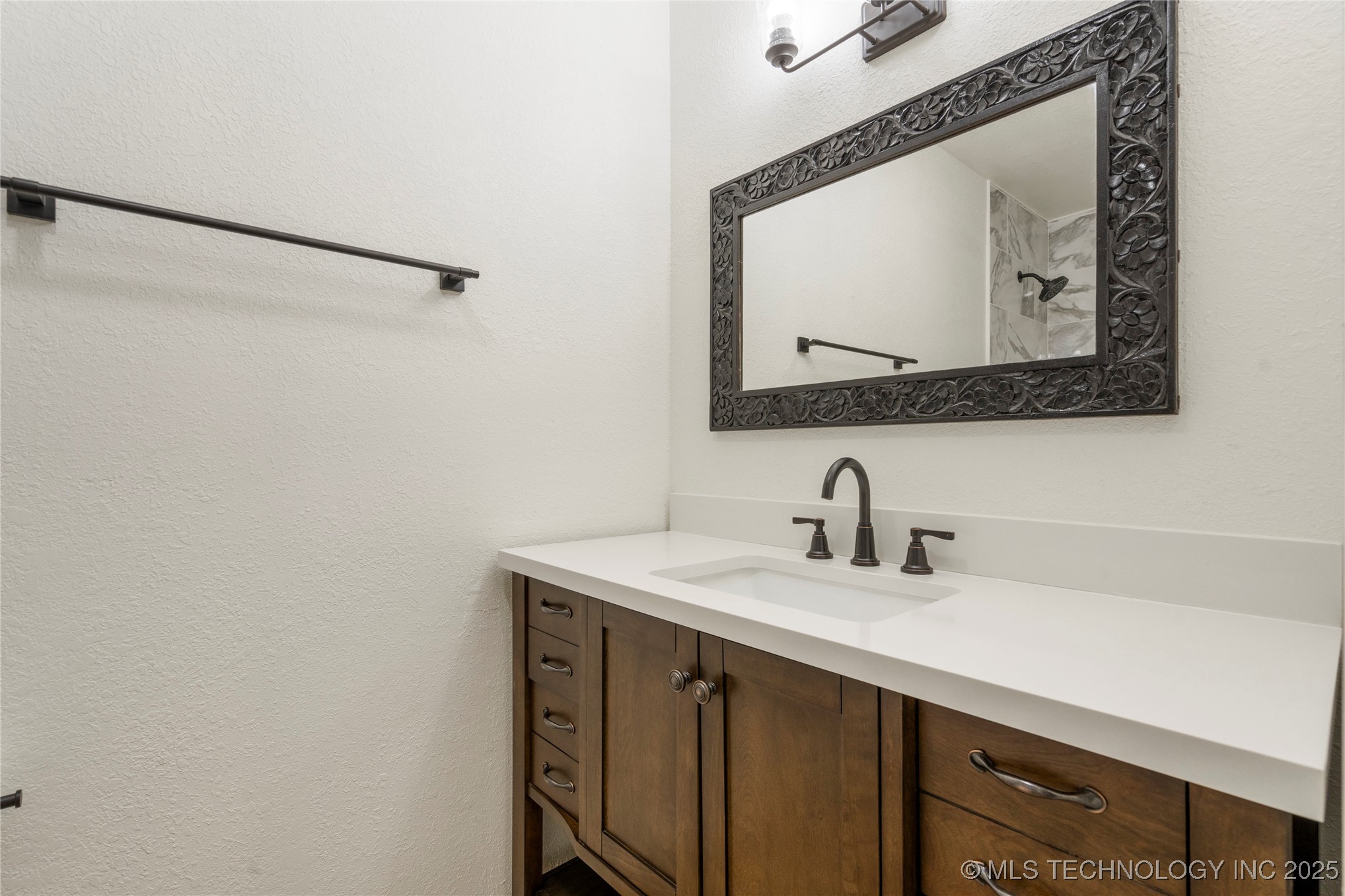2230 W Haskell Street Property Photo 22