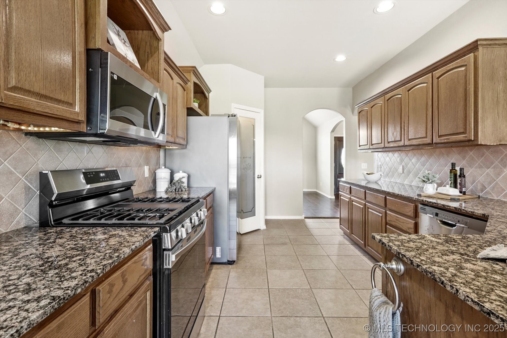 1620 E Granger Street Property Photo 8