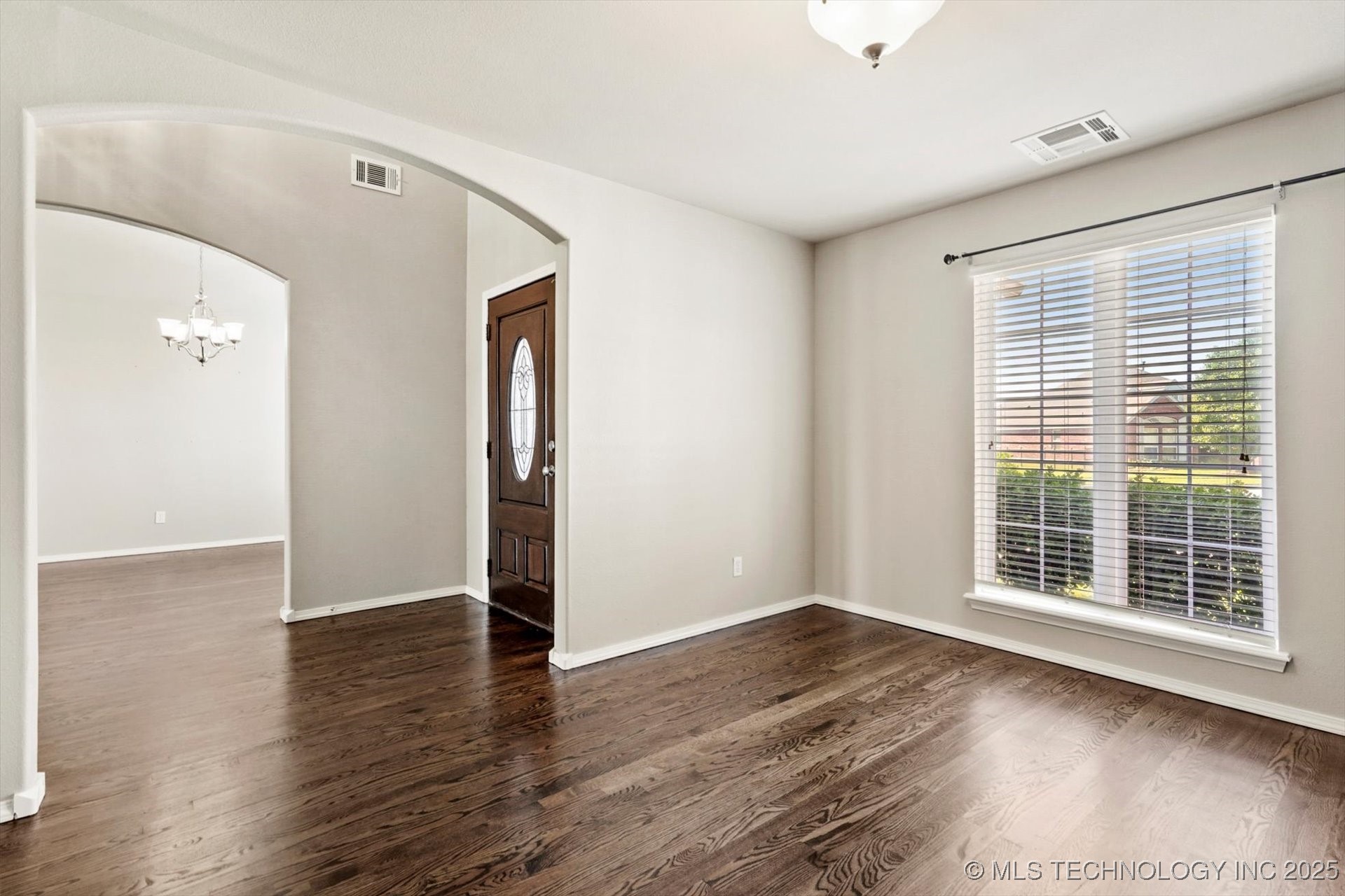 1620 E Granger Street Property Photo 14