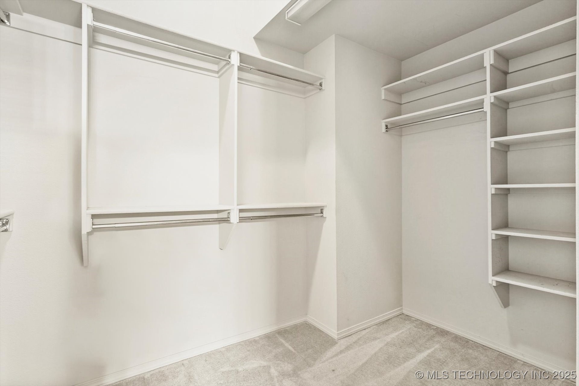 1620 E Granger Street Property Photo 19