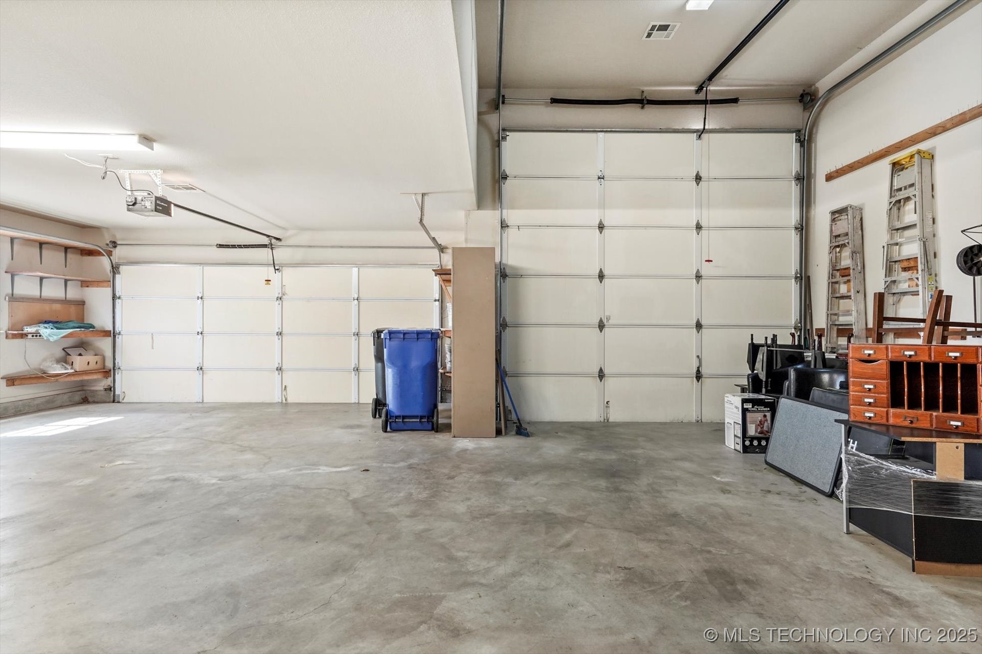 1620 E Granger Street Property Photo 31