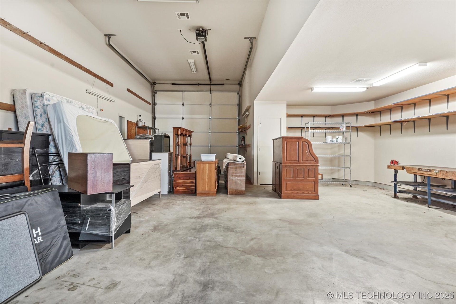 1620 E Granger Street Property Photo 32