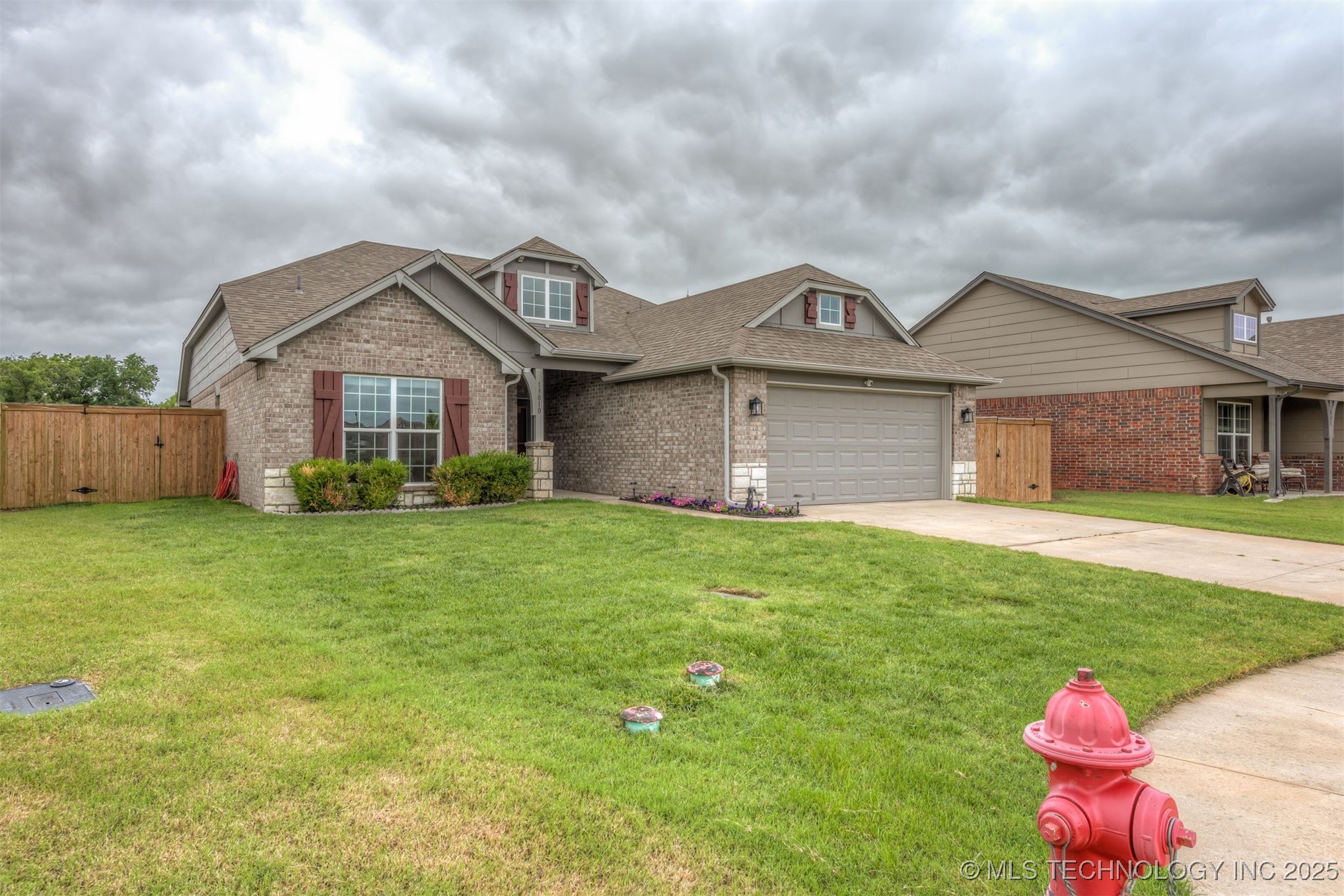 13010 E 122nd Place Property Photo 2