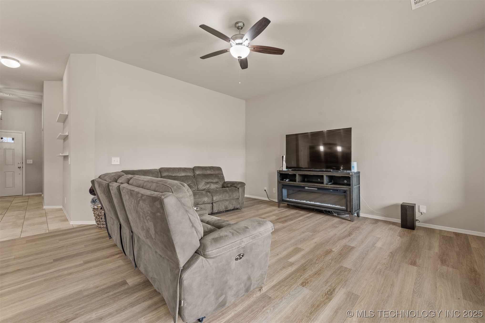 13010 E 122nd Place Property Photo 10