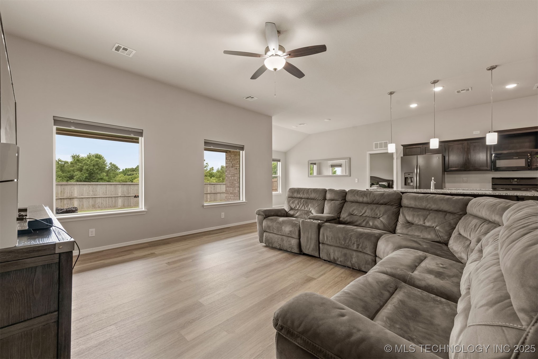 13010 E 122nd Place Property Photo 12